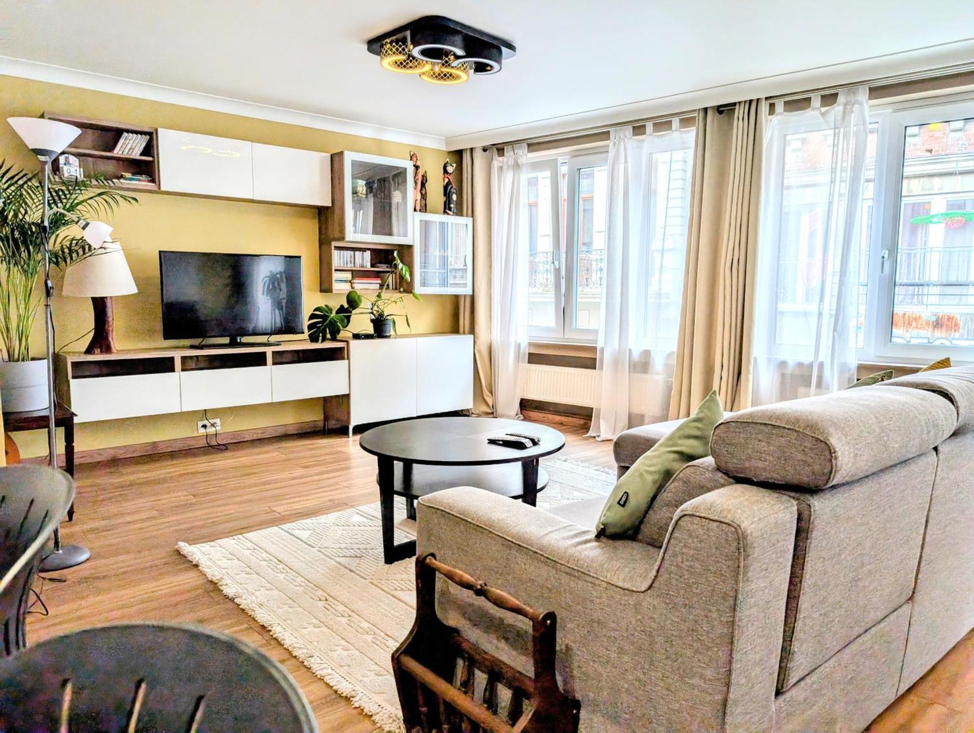 Superbe Appartement Dans Le Centre De Mons - Arivee Autonome Eksteriør billede